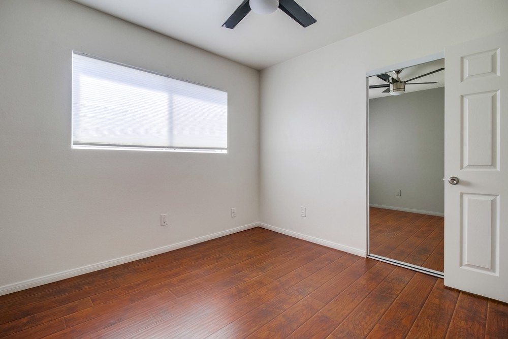 Virtual tour photo 24 of 28 for 3977 Ingraham St. #B