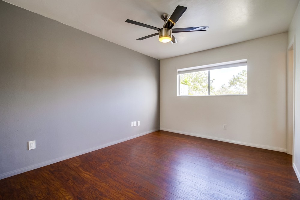 Virtual tour photo 18 of 27 for 3977 Ingraham St #A