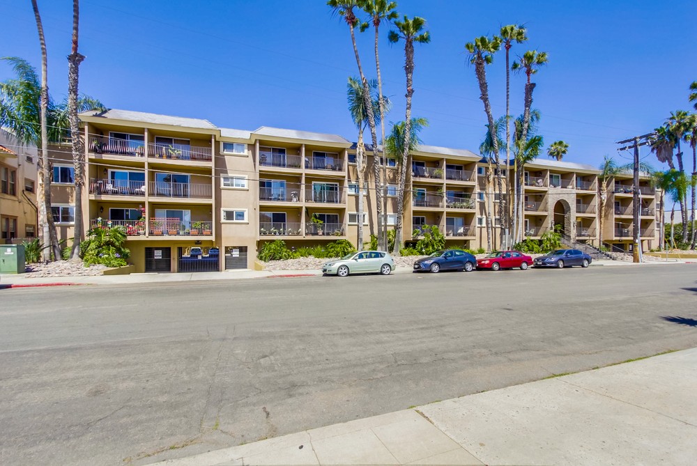 Virtual tour photo 3 of 36 for 3980 8th Ave #207