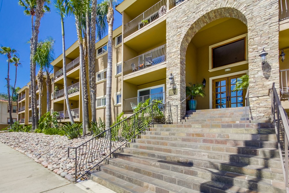 Virtual tour photo 4 of 36 for 3980 8th Ave #207