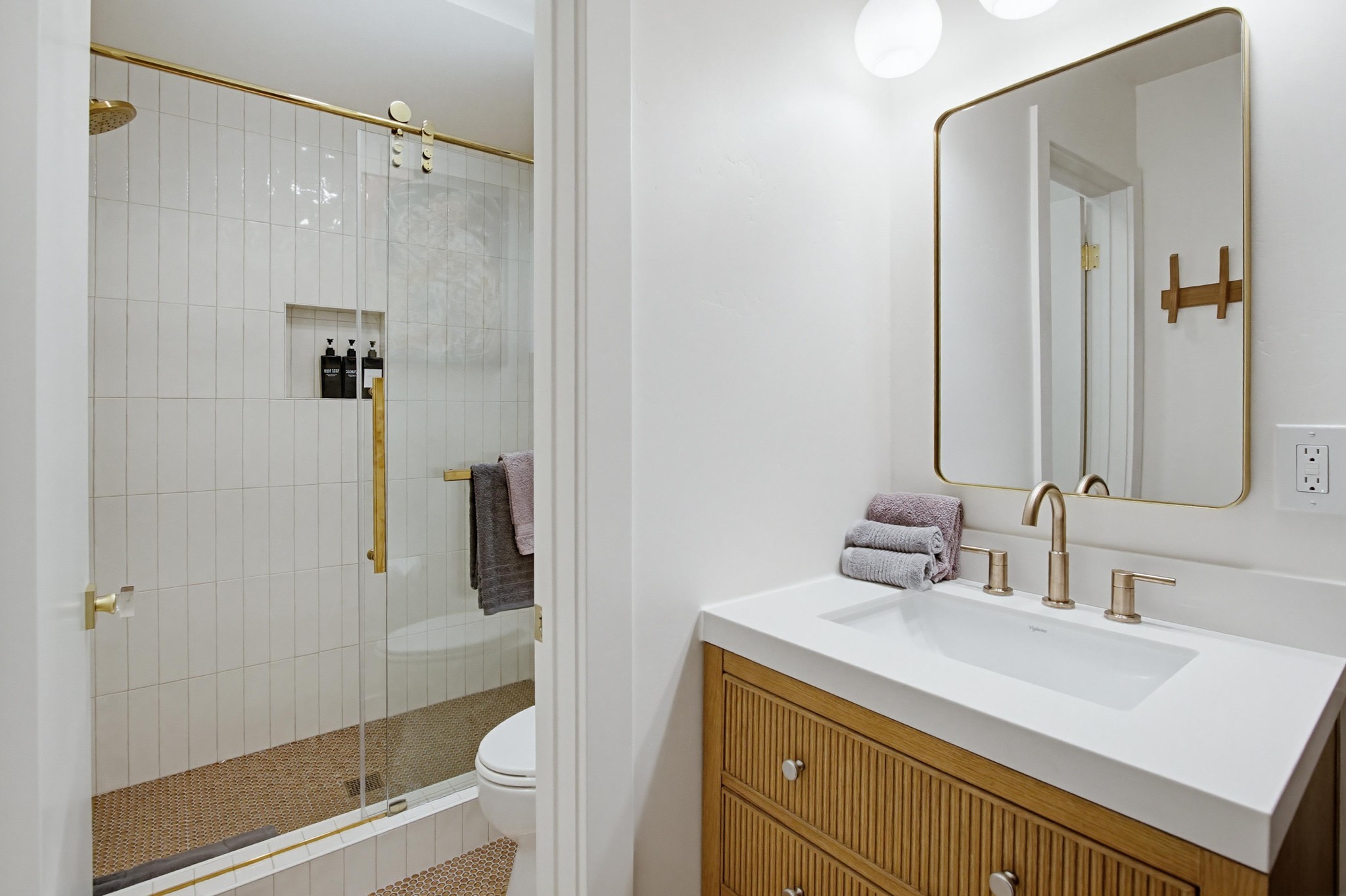 Virtual tour photo 21 of 23 for 3980 Crown Point Dr