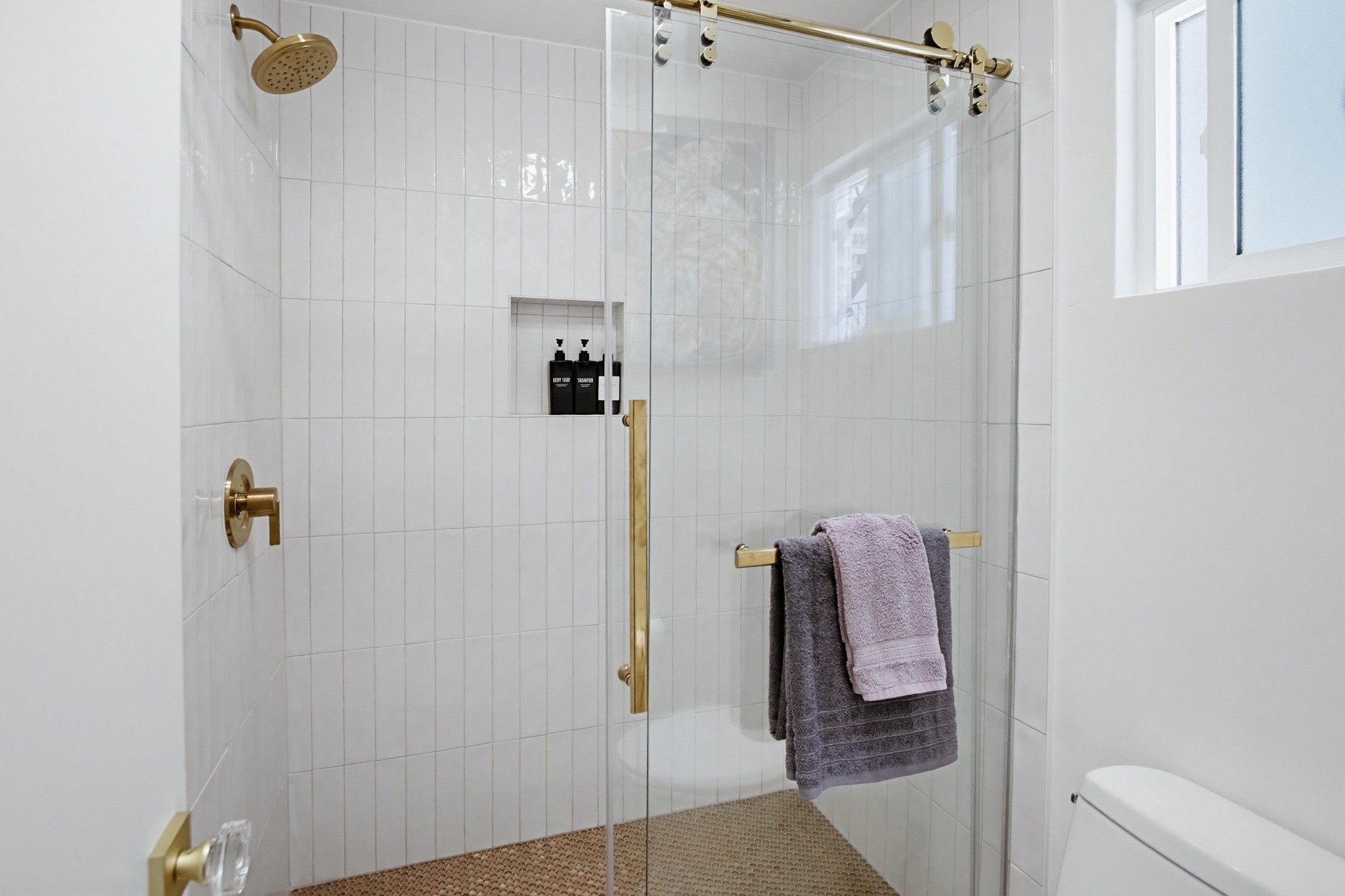 Virtual tour photo 22 of 23 for 3980 Crown Point Dr
