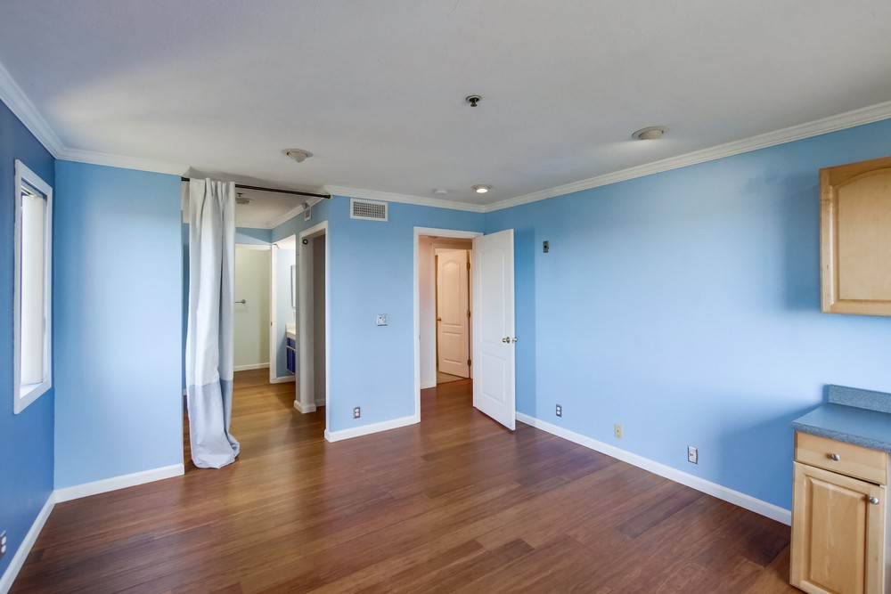 Virtual tour photo 25 of 35 for 3980 Faircross Pl