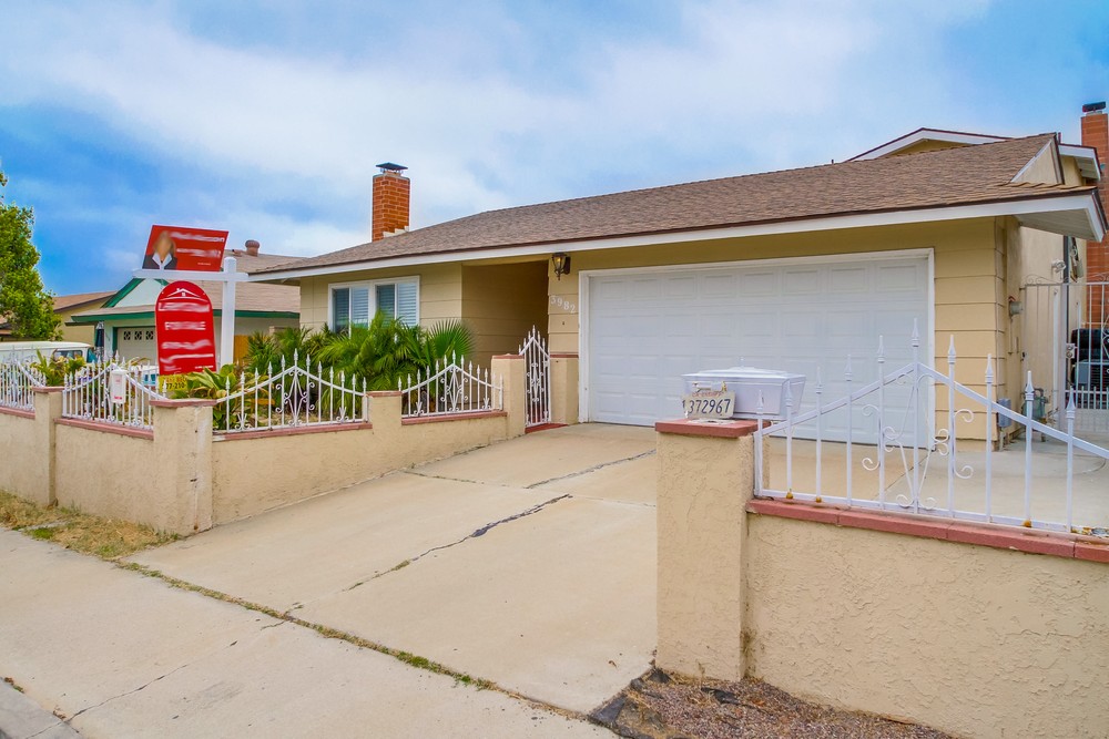 Virtual tour photo 3 of 33 for 3982 Arey Dr