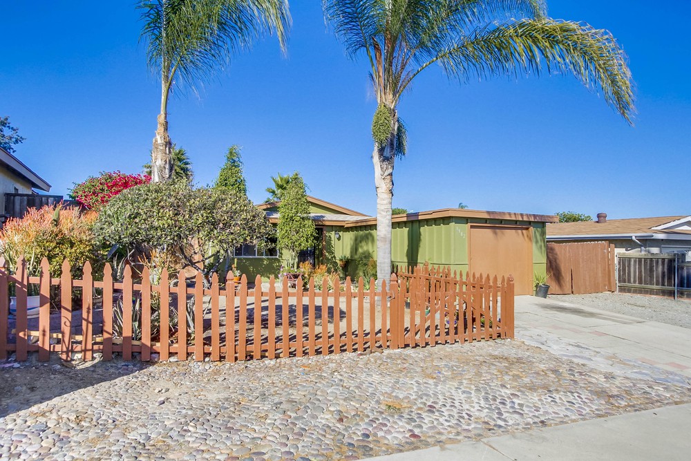 Virtual tour photo 3 of 42 for 3982 Marcwade Dr
