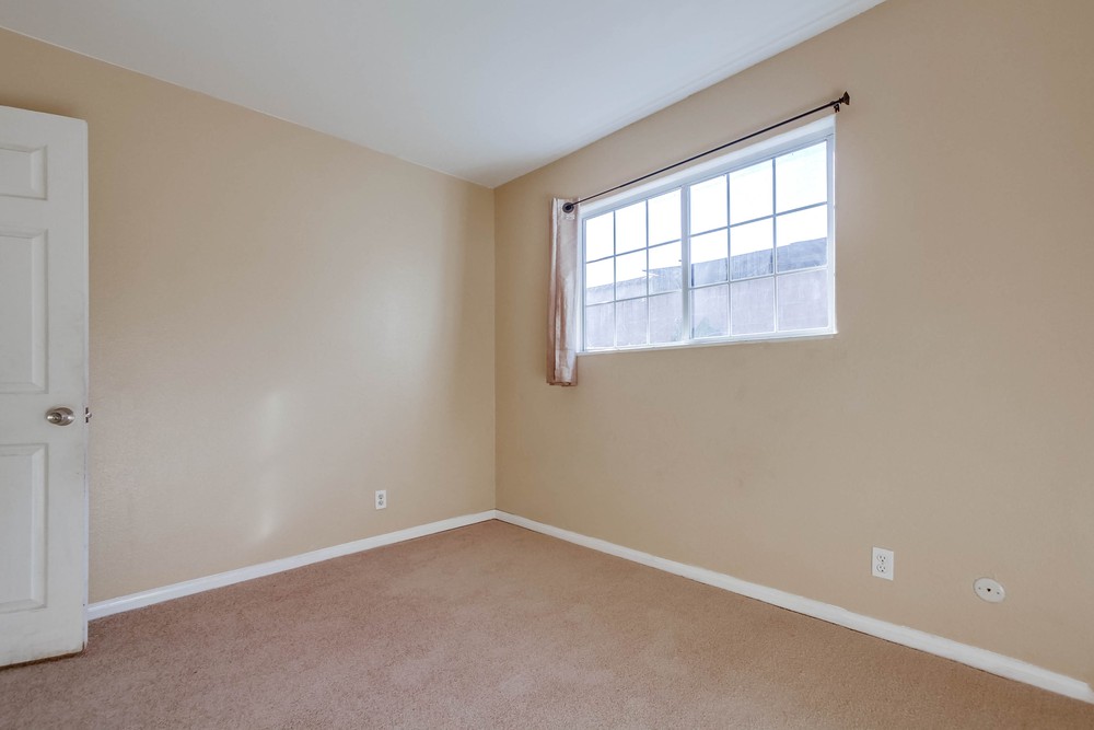 Virtual tour photo 30 of 42 for 3982 Marcwade Dr