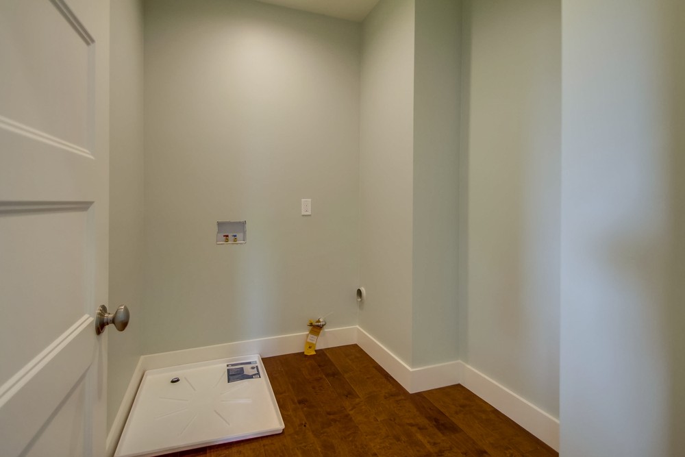 Virtual tour photo 47 of 54 for 3983 Sequoia St