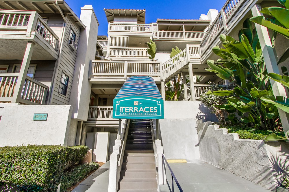 Virtual tour photo 4 of 52 for 3985 Hortensia St