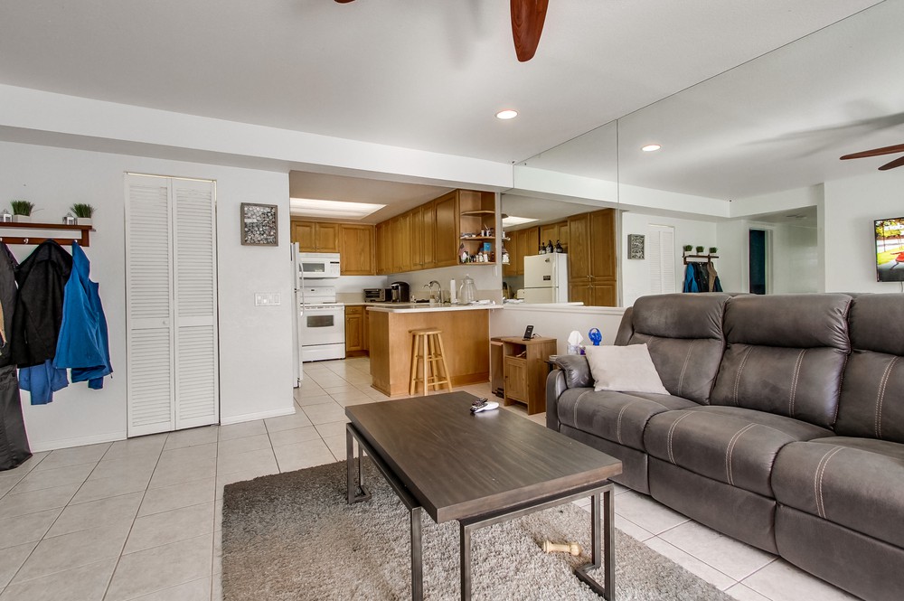 Virtual tour photo 9 of 52 for 3985 Hortensia St