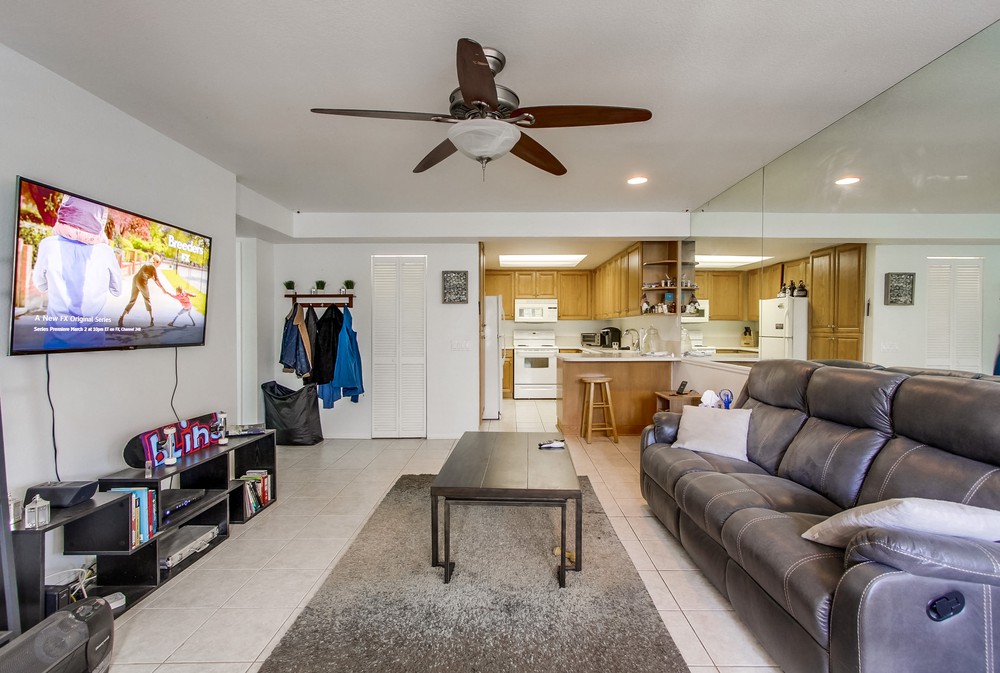 Virtual tour photo 10 of 52 for 3985 Hortensia St