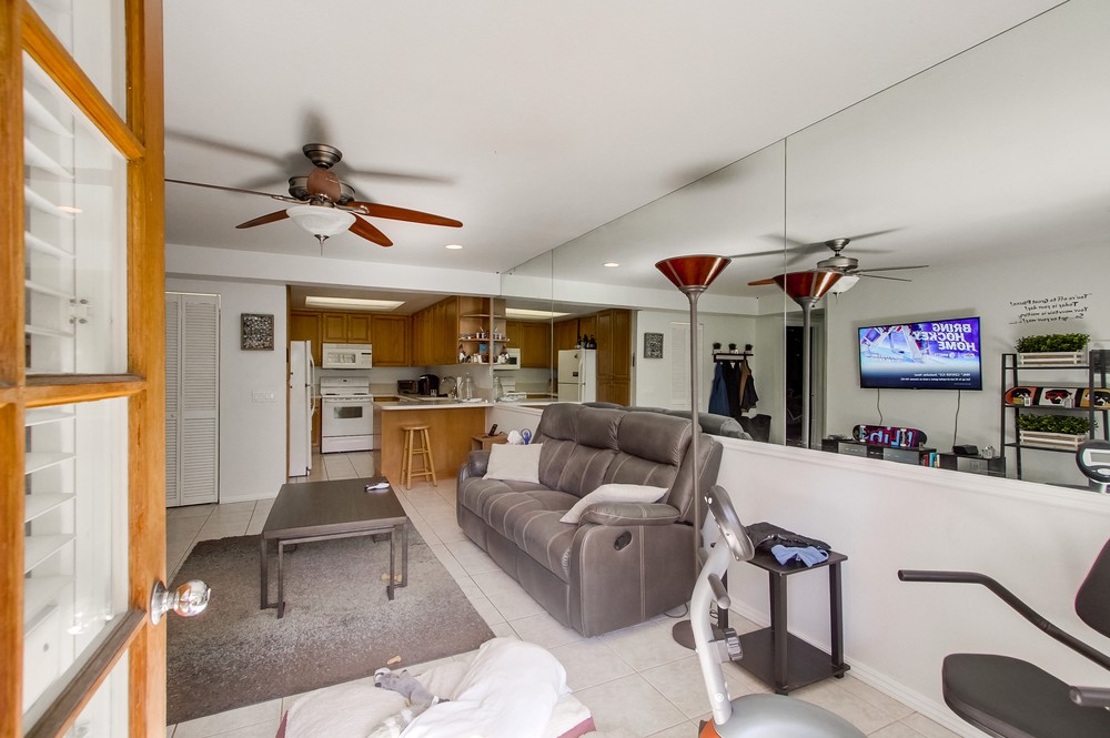 Virtual tour photo 12 of 52 for 3985 Hortensia St