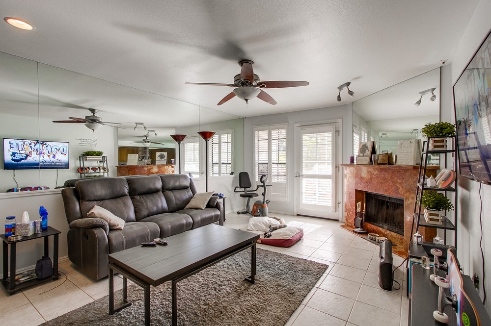 Virtual tour photo 14 of 52 for 3985 Hortensia St