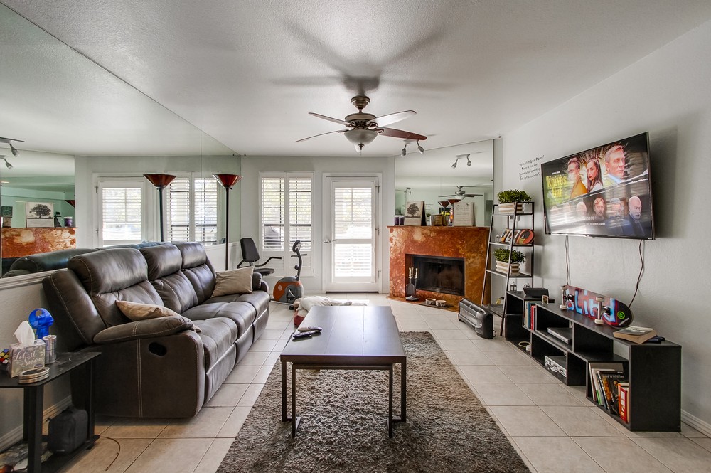 Virtual tour photo 15 of 52 for 3985 Hortensia St