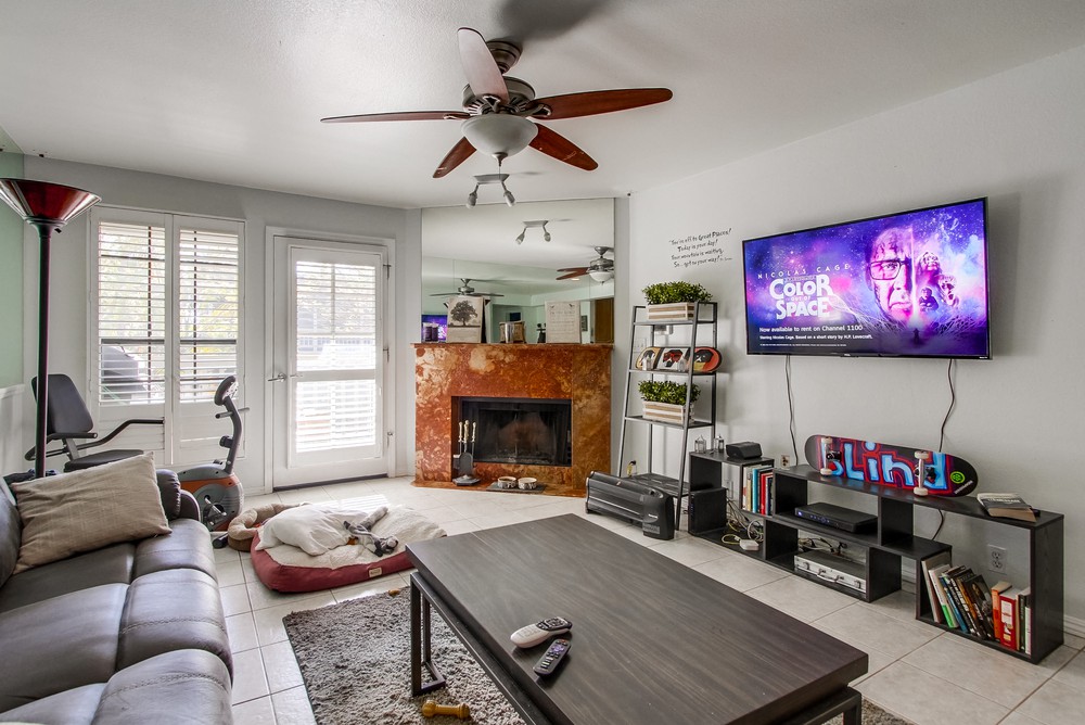 Virtual tour photo 16 of 52 for 3985 Hortensia St