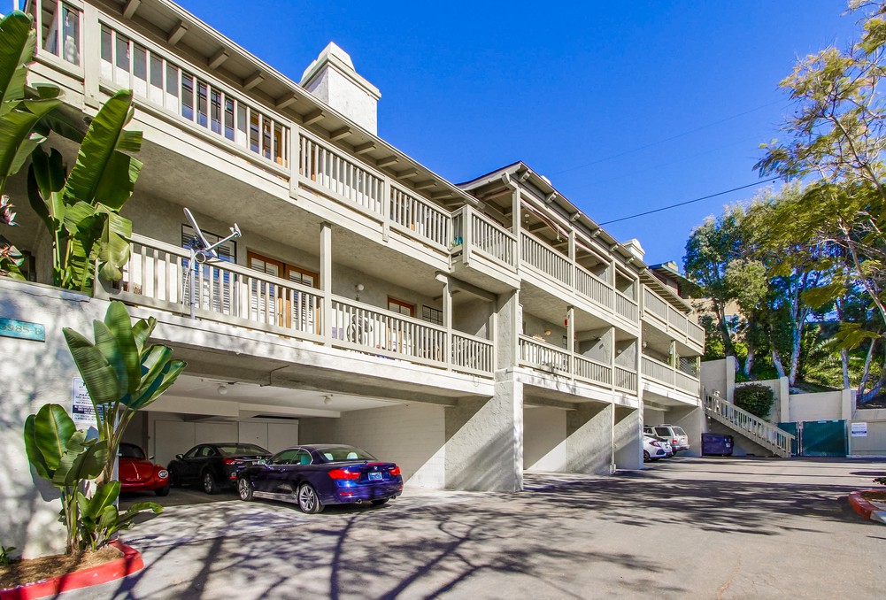 Virtual tour photo 46 of 52 for 3985 Hortensia St