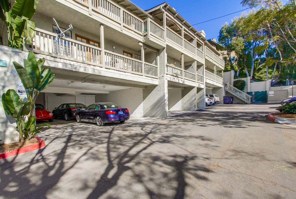 Virtual tour photo 47 of 52 for 3985 Hortensia St