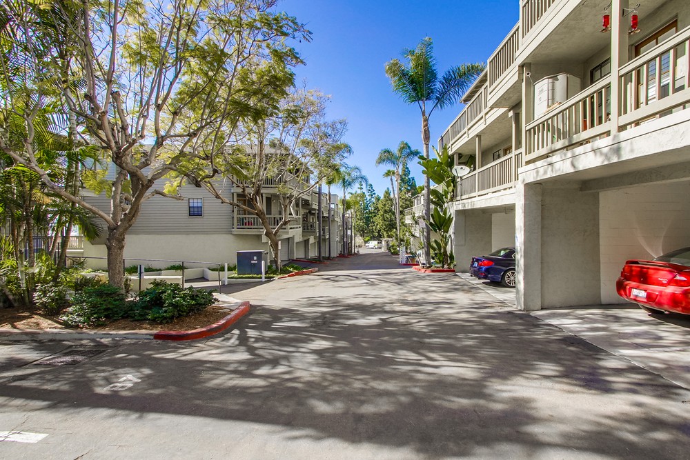 Virtual tour photo 50 of 52 for 3985 Hortensia St