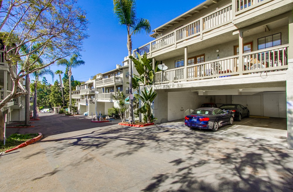 Virtual tour photo 52 of 52 for 3985 Hortensia St