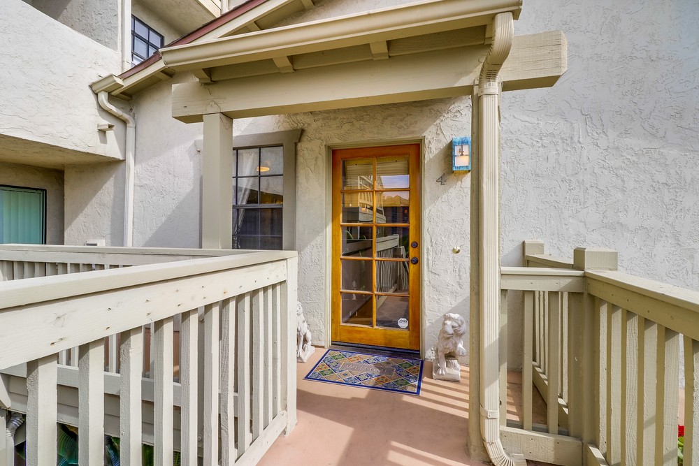 Virtual tour photo 5 of 39 for 3985 Hortensia St APT F4