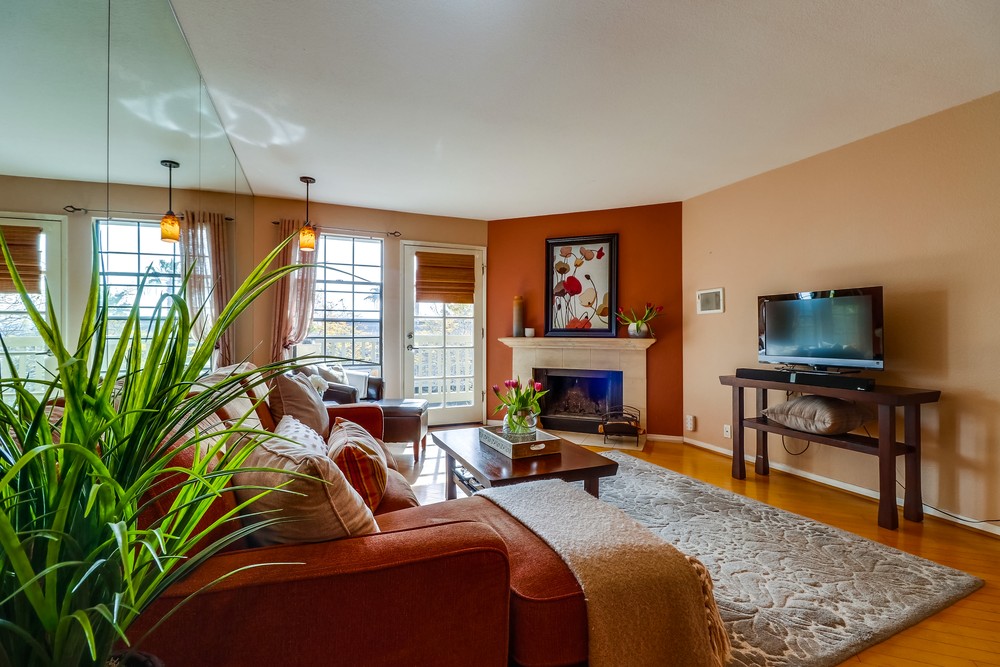 Virtual tour photo 9 of 39 for 3985 Hortensia St APT F4