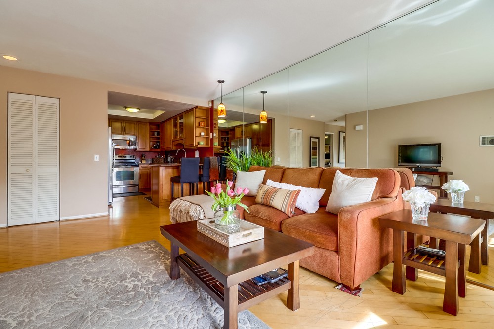 Virtual tour photo 11 of 39 for 3985 Hortensia St APT F4