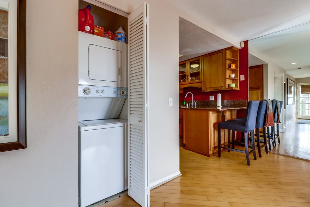 Virtual tour photo 26 of 39 for 3985 Hortensia St APT F4
