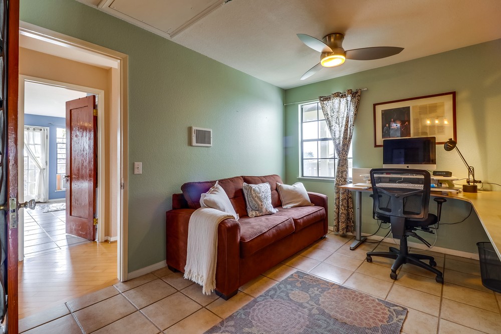 Virtual tour photo 30 of 39 for 3985 Hortensia St APT F4