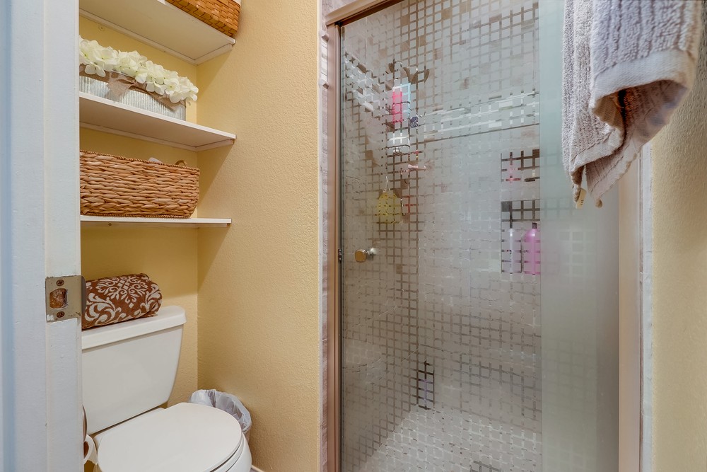 Virtual tour photo 33 of 39 for 3985 Hortensia St APT F4