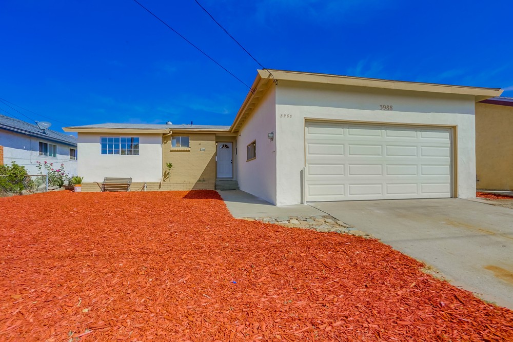 Virtual tour photo 5 of 37 for 3988 Armstrong St