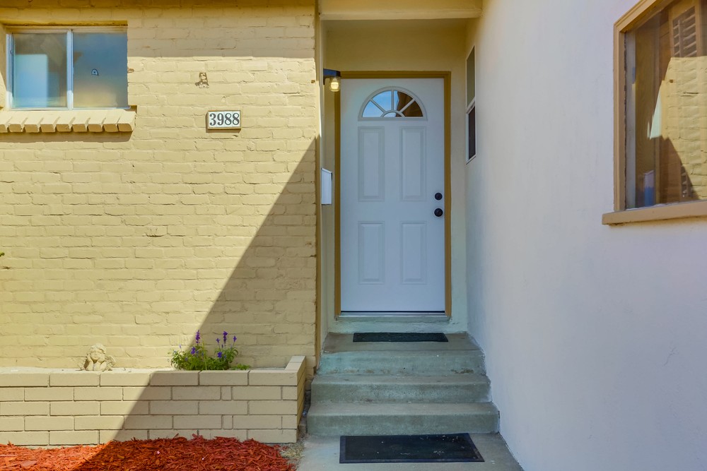 Virtual tour photo 6 of 37 for 3988 Armstrong St