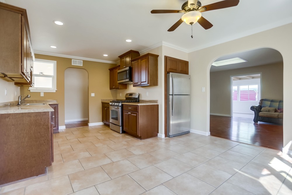 Virtual tour photo 14 of 37 for 3988 Armstrong St