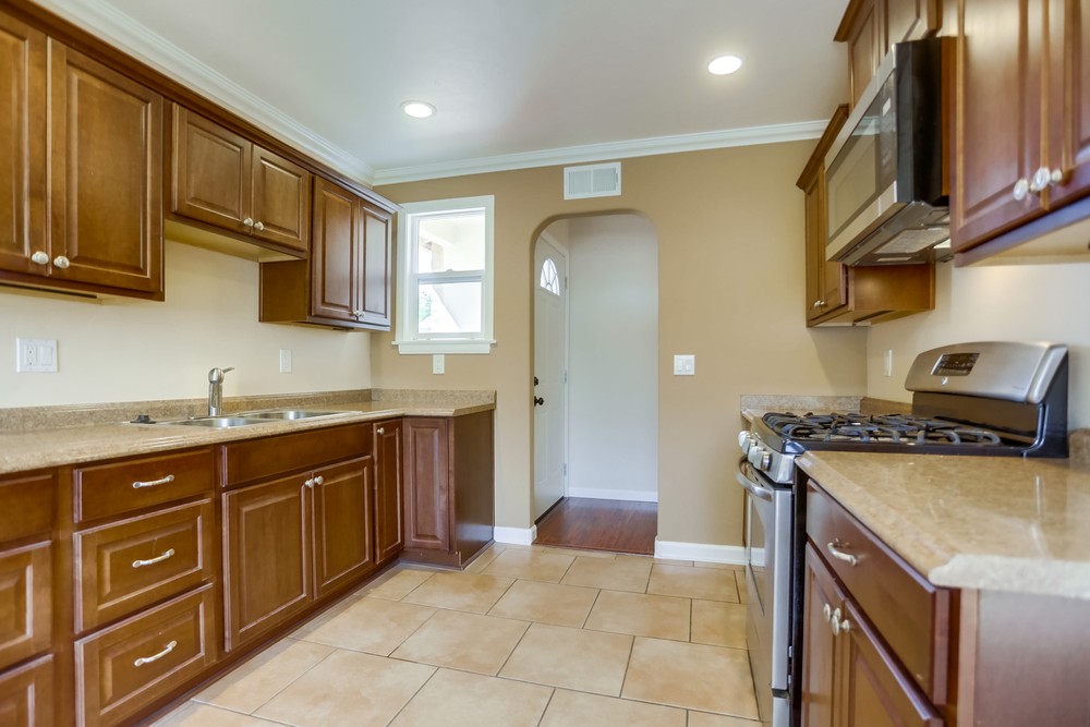 Virtual tour photo 16 of 37 for 3988 Armstrong St