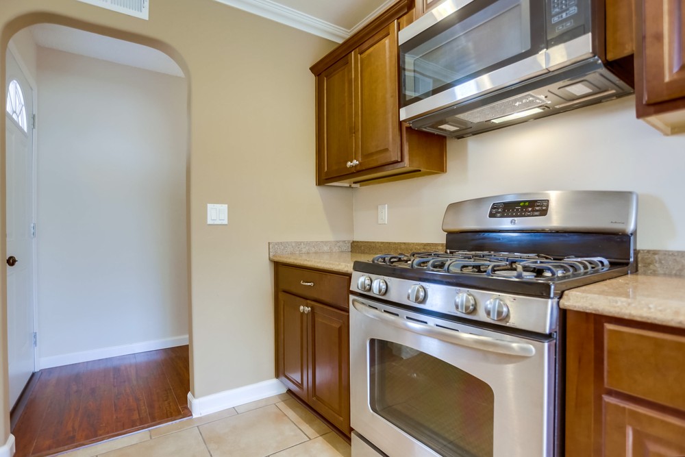 Virtual tour photo 17 of 37 for 3988 Armstrong St