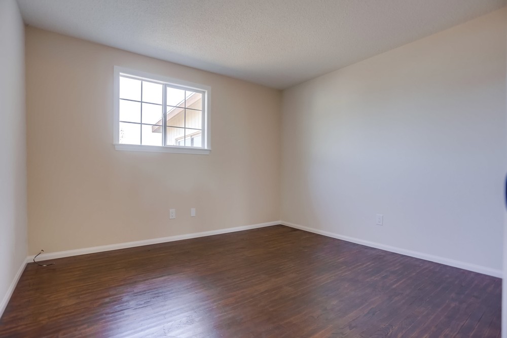 Virtual tour photo 30 of 37 for 3988 Armstrong St