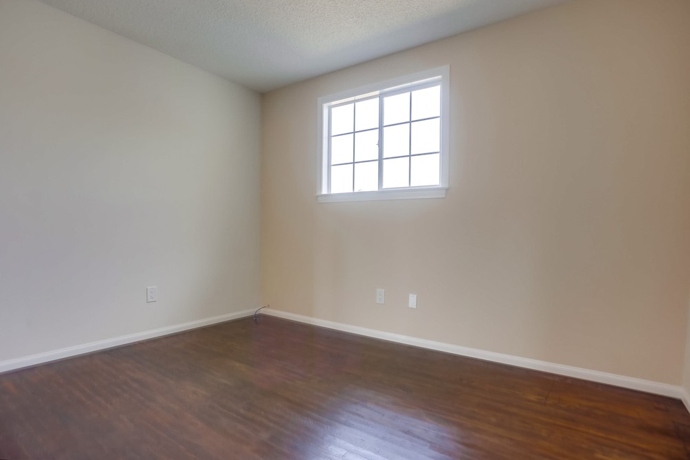 Virtual tour photo 31 of 37 for 3988 Armstrong St