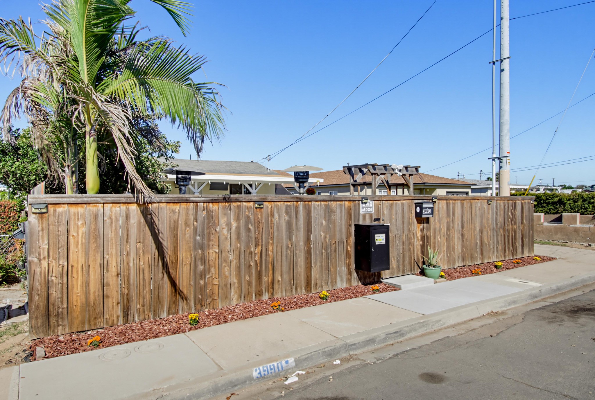 Virtual tour photo 4 of 57 for 3990 Broadway