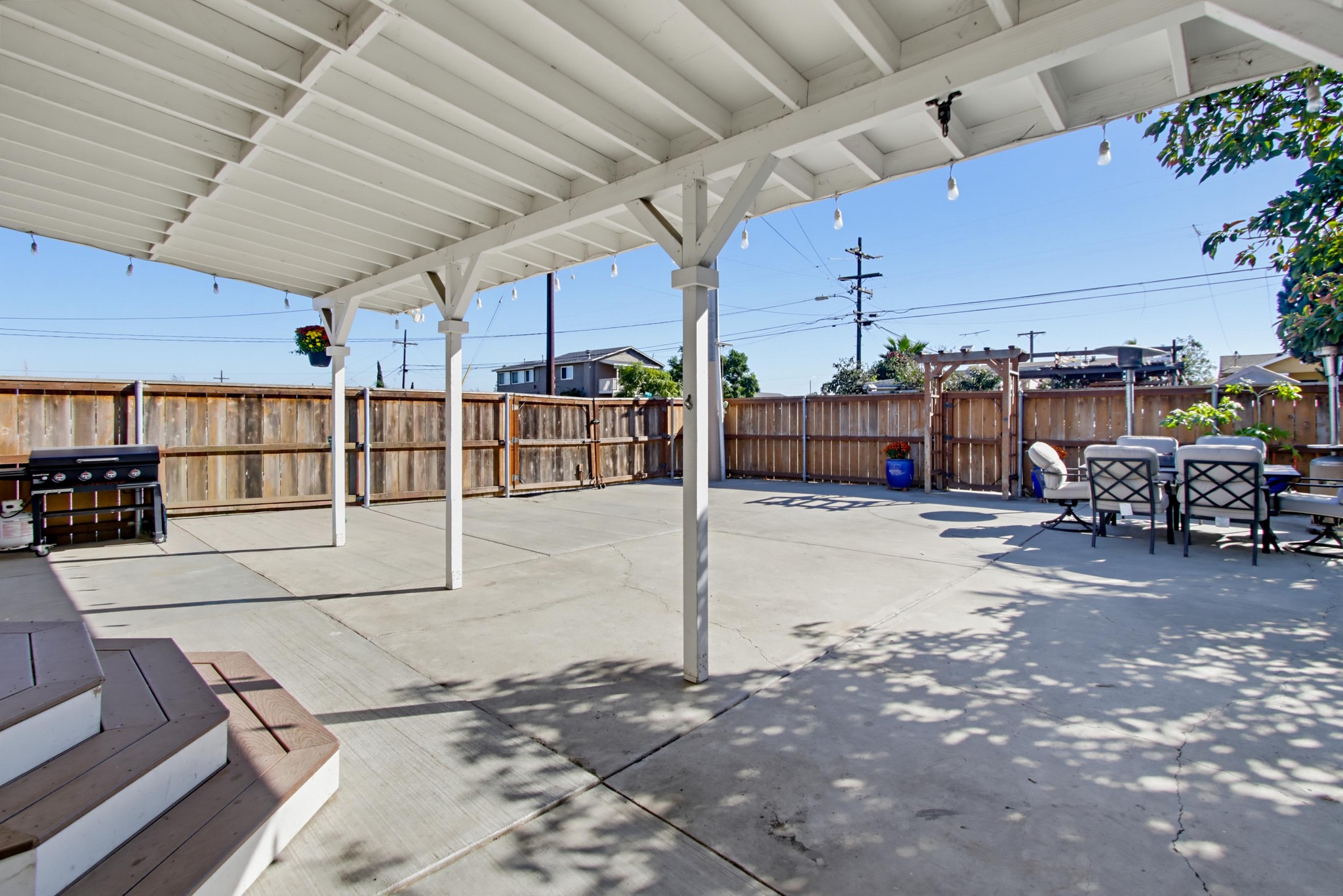 Virtual tour photo 14 of 57 for 3990 Broadway