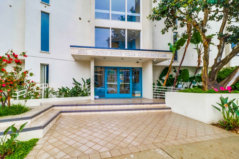 Virtual tour photo 3 of 38 for 3991 Crown Point Dr UNIT 217