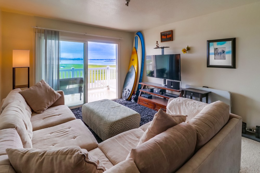 Virtual tour photo 9 of 38 for 3991 Crown Point Dr UNIT 217