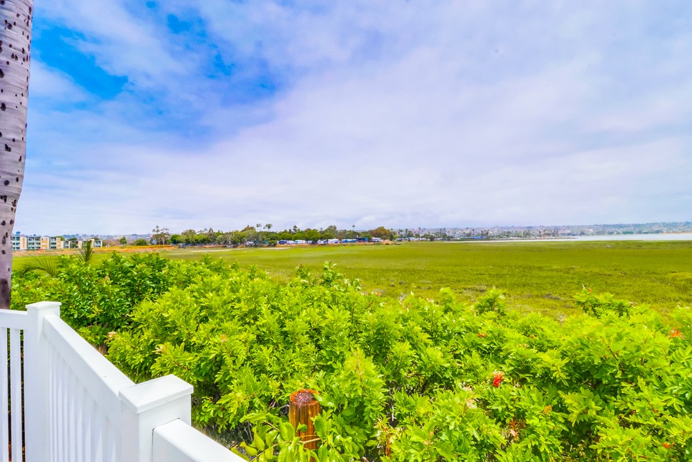 Virtual tour photo 33 of 38 for 3991 Crown Point Dr UNIT 217