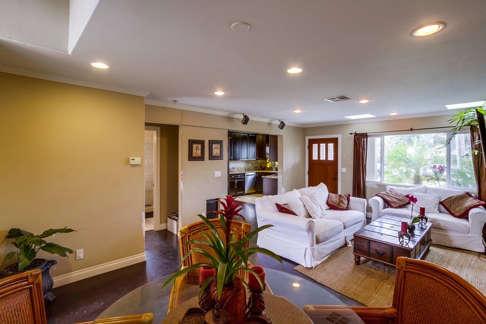 Virtual tour photo 8 of 34 for 3991 Honeycutt St