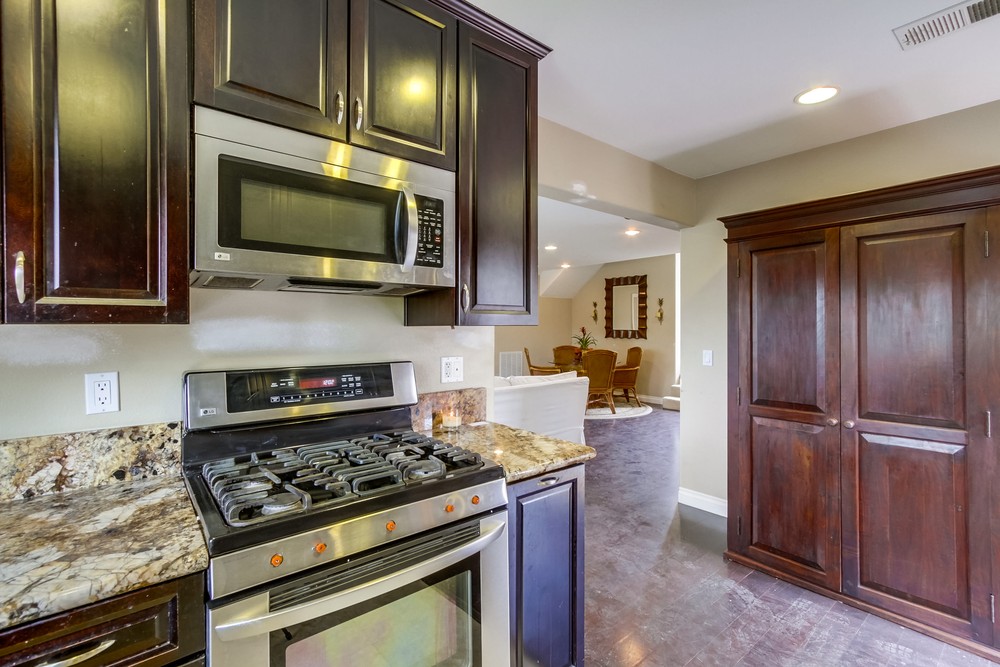 Virtual tour photo 12 of 34 for 3991 Honeycutt St