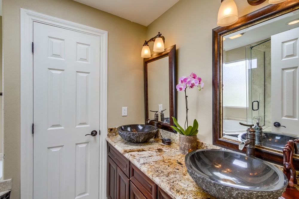 Virtual tour photo 23 of 34 for 3991 Honeycutt St