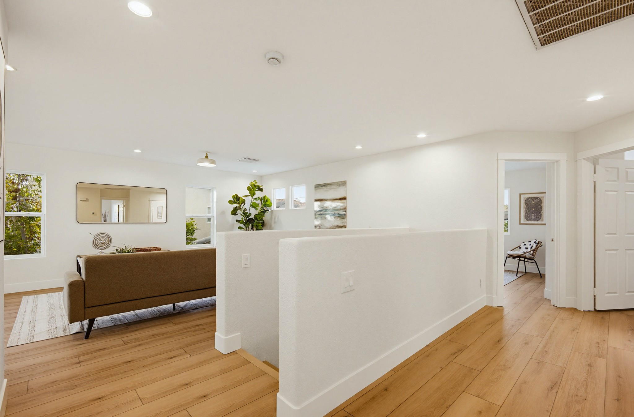 Virtual tour photo 14 of 87 for 39912 Hillsboro Cir