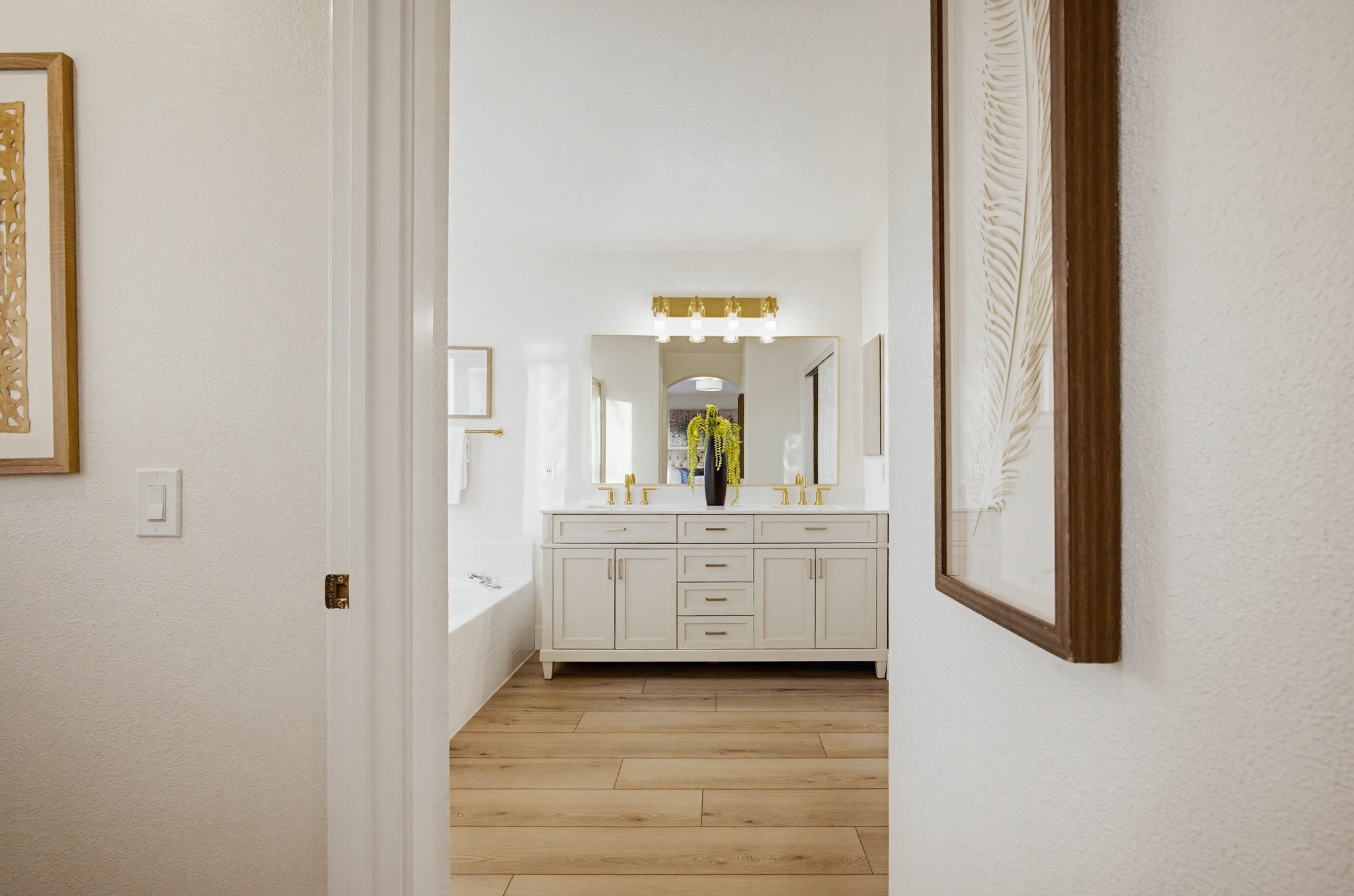 Virtual tour photo 45 of 87 for 39912 Hillsboro Cir
