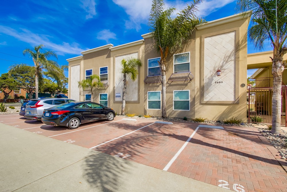 Virtual tour photo 4 of 44 for 3993 Jewell St