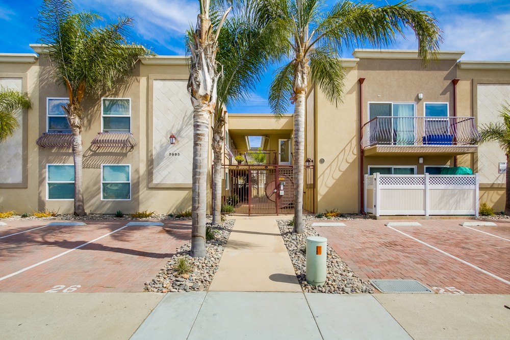 Virtual tour photo 5 of 44 for 3993 Jewell St