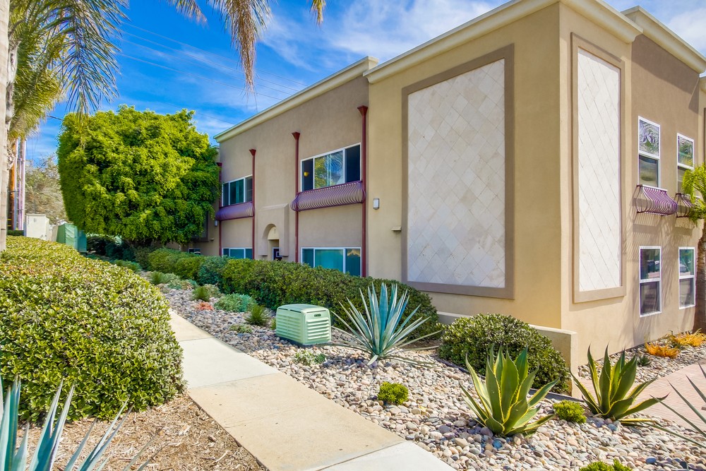 Virtual tour photo 10 of 44 for 3993 Jewell St