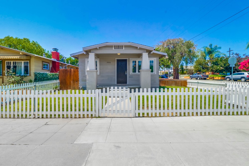 Virtual tour photo 1 of 42 for 3996 Mississippi St