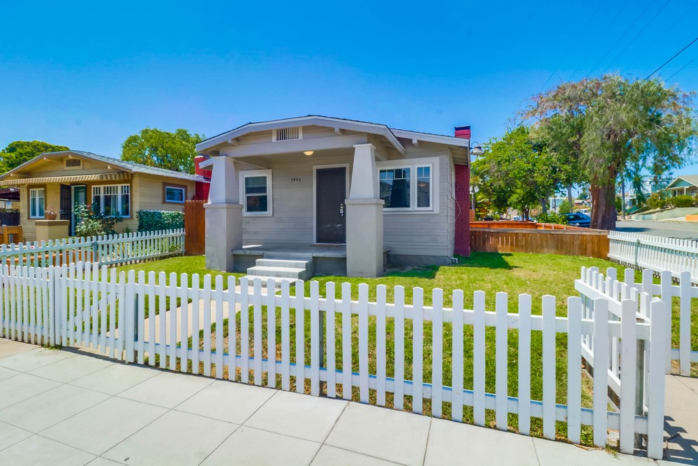 Virtual tour photo 3 of 42 for 3996 Mississippi St